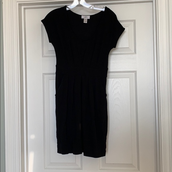 LOFT Dresses & Skirts - LOFT Black comfy midi career dress 0